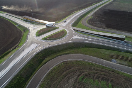 14 - Napojení silnice II/322 na D35 MÚK Dašice